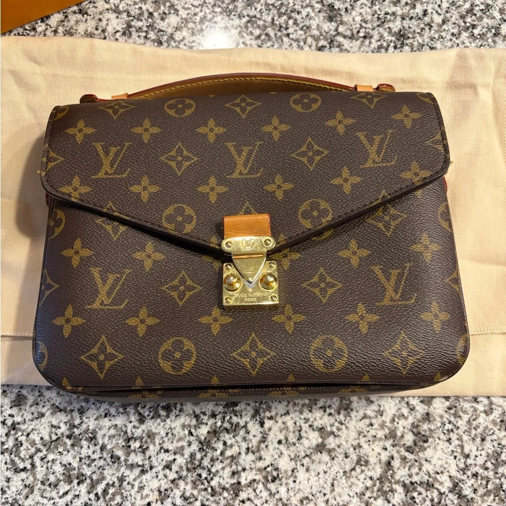 Louis Vuitton questions leave